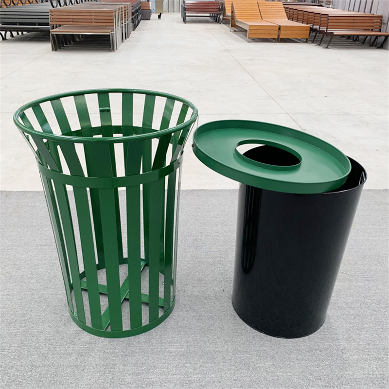 Venda al por mayor el bote de basura de rejilla de metal al aire libre de la calle de los receptáculos de residuos de acero verde de 38 galones con la tapa plana 5