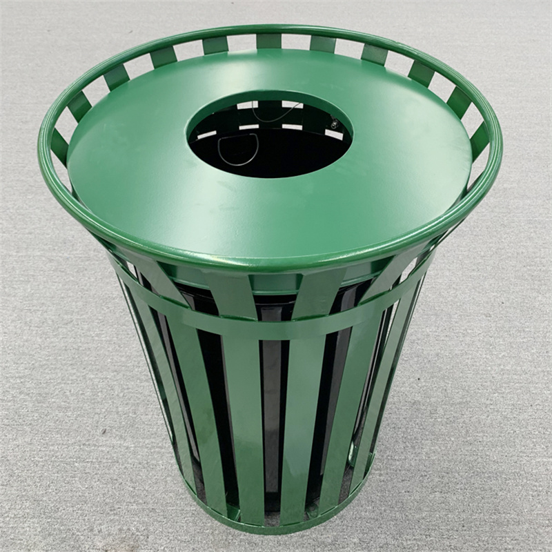 ຂາຍສົ່ງ 38 Gallon Green Steel Waste Receptacles Outdoor Street Metal Slatted Trash Can With Flat Lid 2