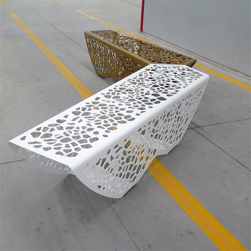 Desain Kontemporer Backless Perforated Metal Park Bench Outdoor Street Furniture 16