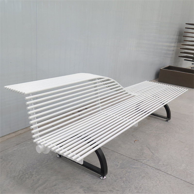 مقعد تجاري مخصص للشارع التجاري مصنوع من الفولاذ المقاوم للصدأ باللون الأبيض مع ظهر 8