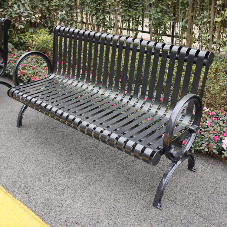 Panchina pubblica in metallo nero per parco stradale da 5 piedi con schienale